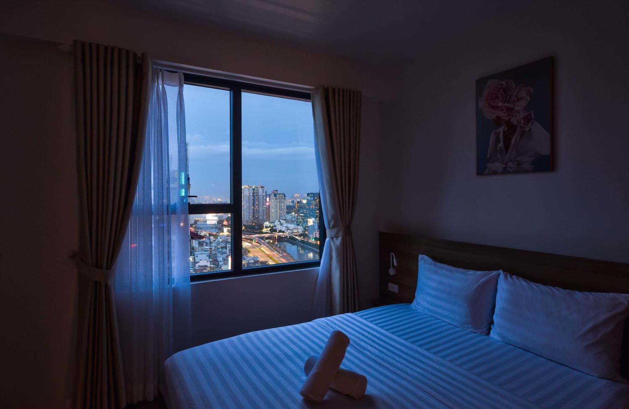 Smile - Soho Balcony - Modern Comfortable 4* TP. Hồ Chí Minh