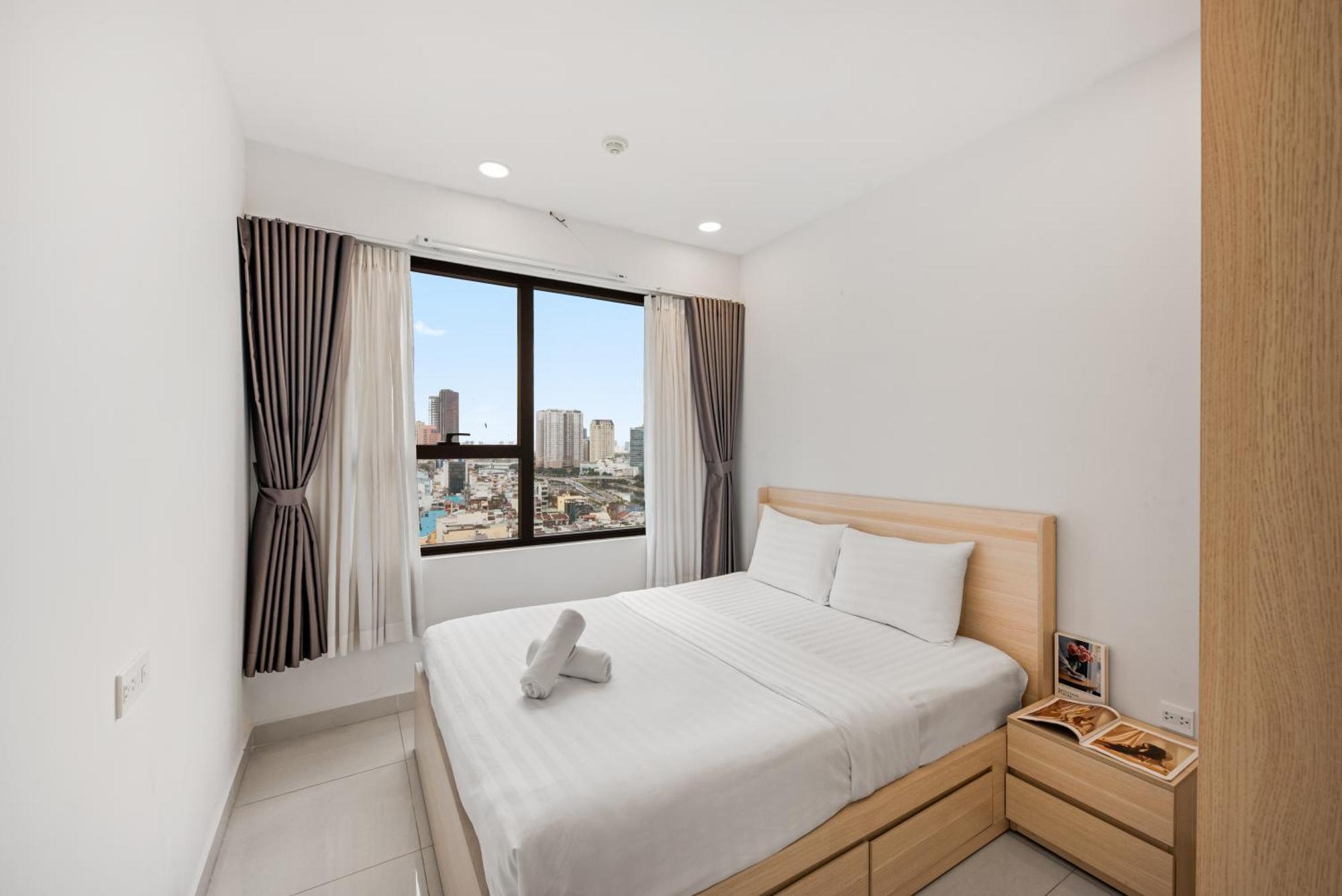 Smile - Soho Balcony - Modern Comfortable TP. Hồ Chí Minh